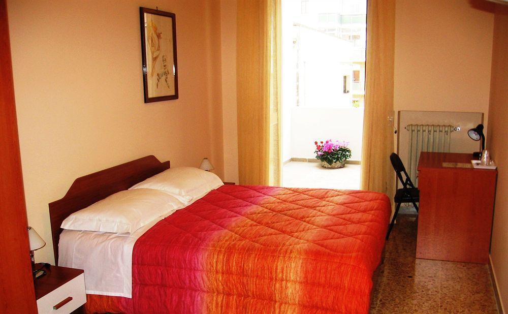 B&B Piazza 300Mila Лече Екстериор снимка