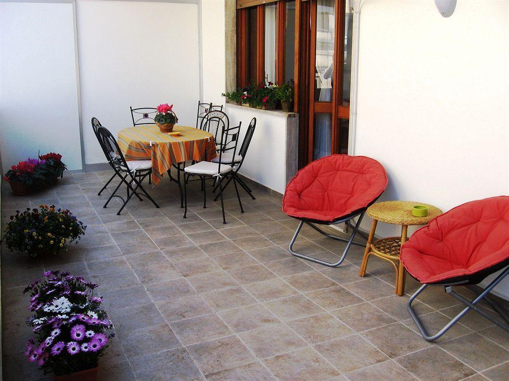 B&B Piazza 300Mila Лече Екстериор снимка