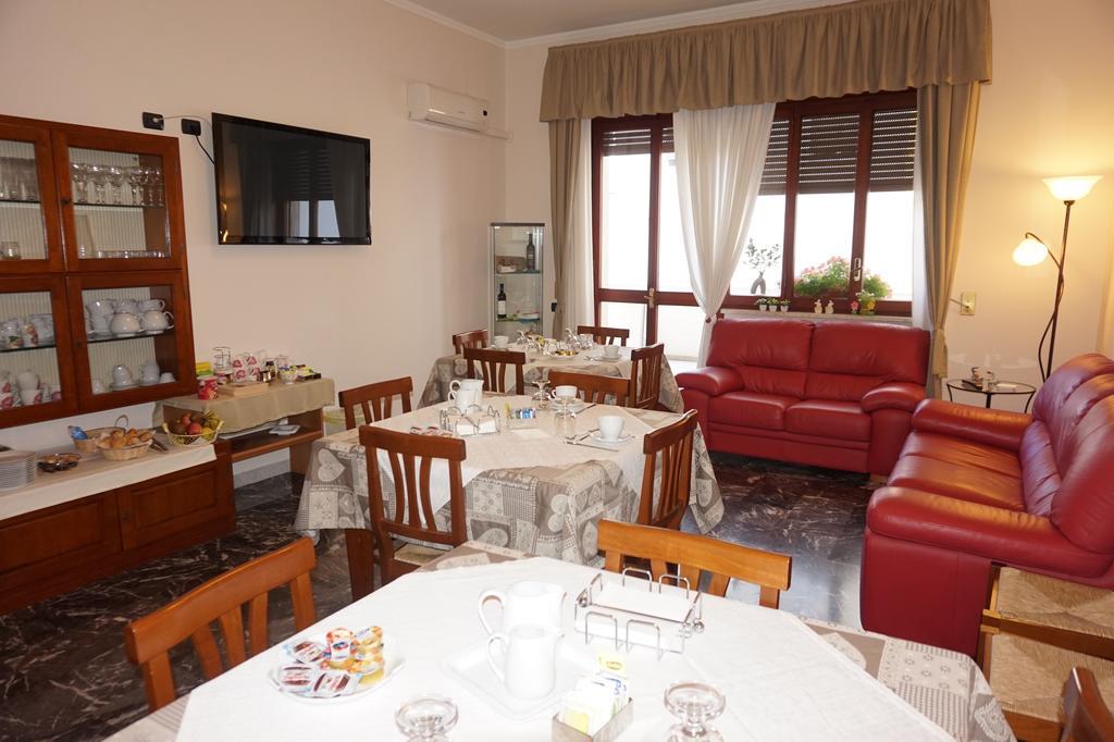 B&B Piazza 300Mila Лече Екстериор снимка