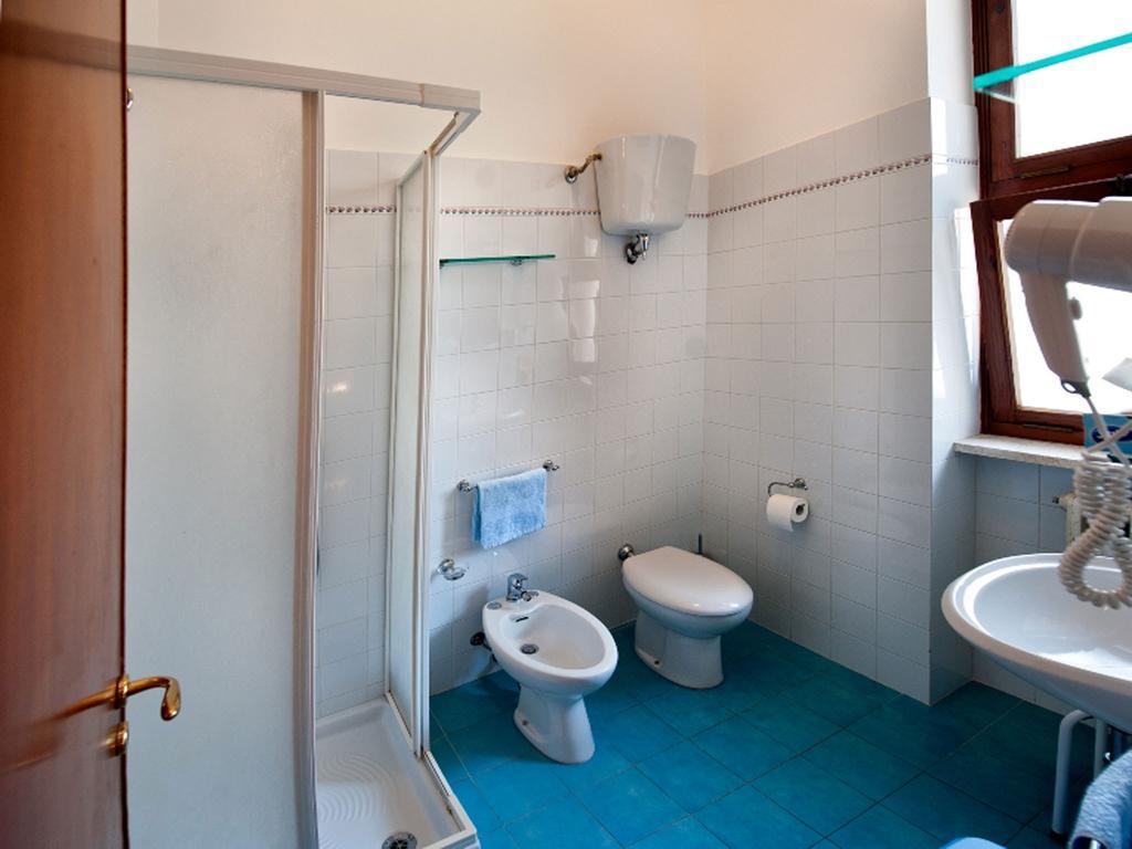 B&B Piazza 300Mila Лече Стая снимка